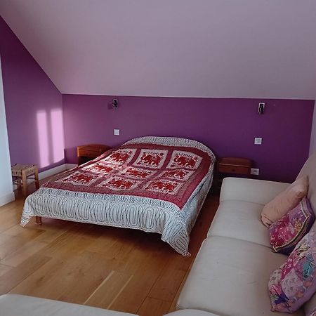 Appartement Loft Sur La Bievre à Bievres Extérieur photo